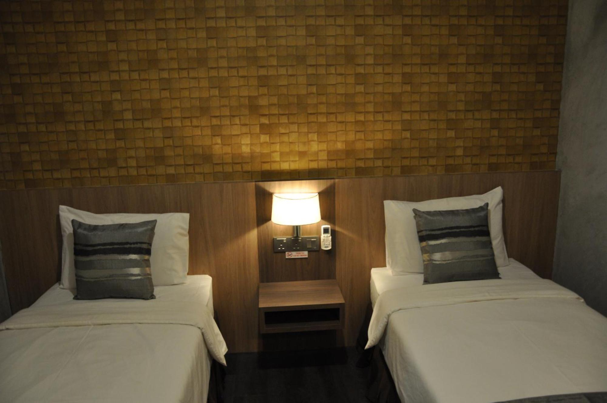 Valya Hotel, איפוה מראה חיצוני תמונה