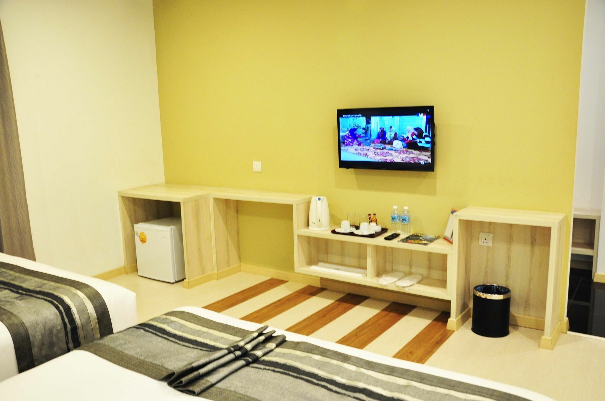 Valya Hotel, איפוה מראה חיצוני תמונה